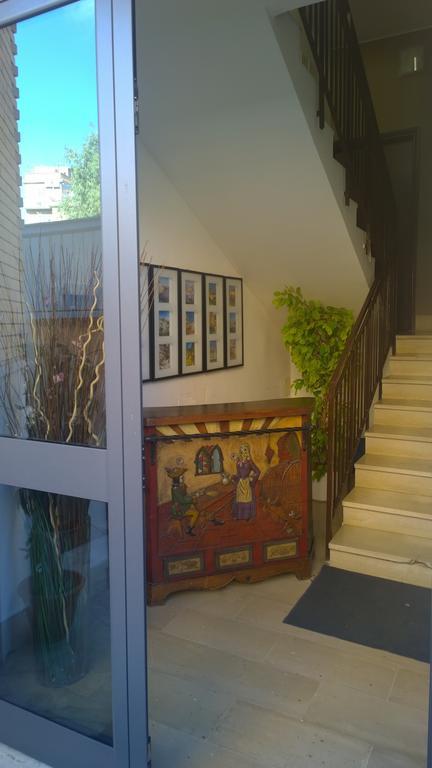 Almi Rooms Rome Bagian luar foto