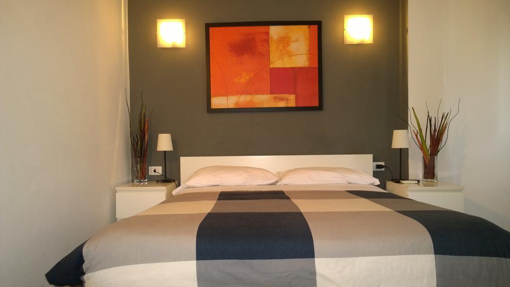 Almi Rooms Rome Bagian luar foto