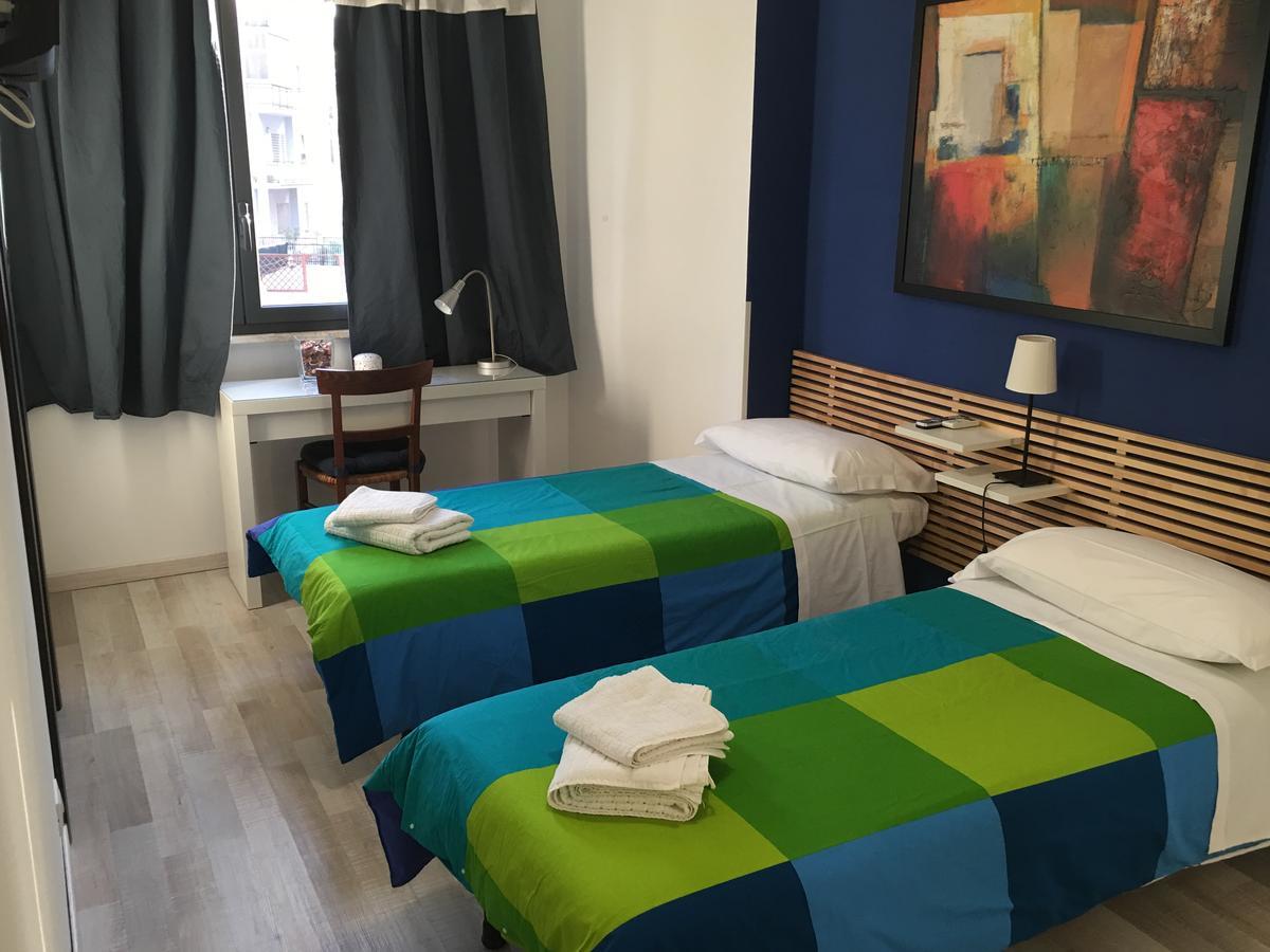 Almi Rooms Rome Bagian luar foto