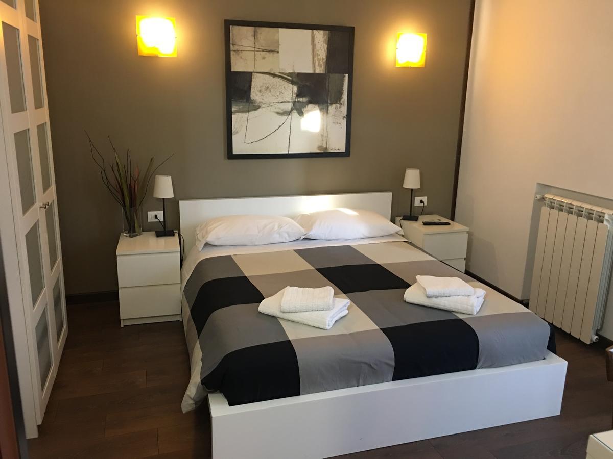 Almi Rooms Rome Bagian luar foto