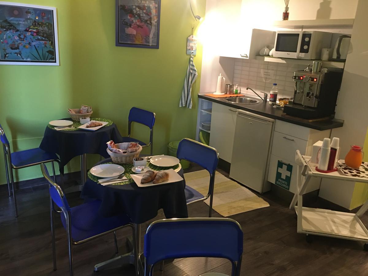 Almi Rooms Rome Bagian luar foto